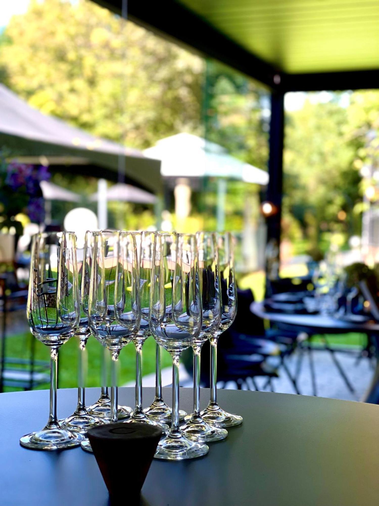 Charmehotel Manoir Ogygia Поперинге Екстериор снимка