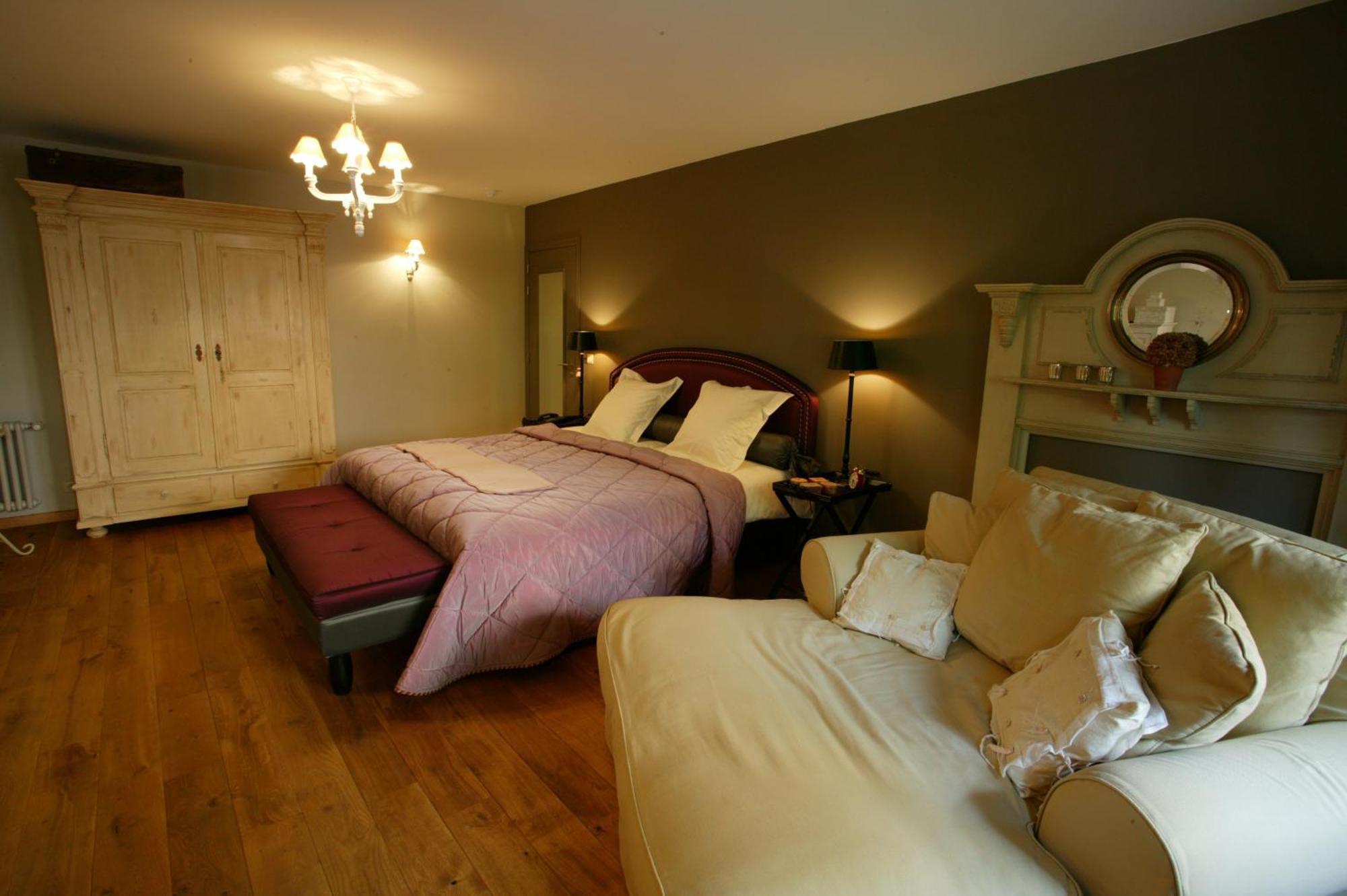 Charmehotel Manoir Ogygia Поперинге Екстериор снимка
