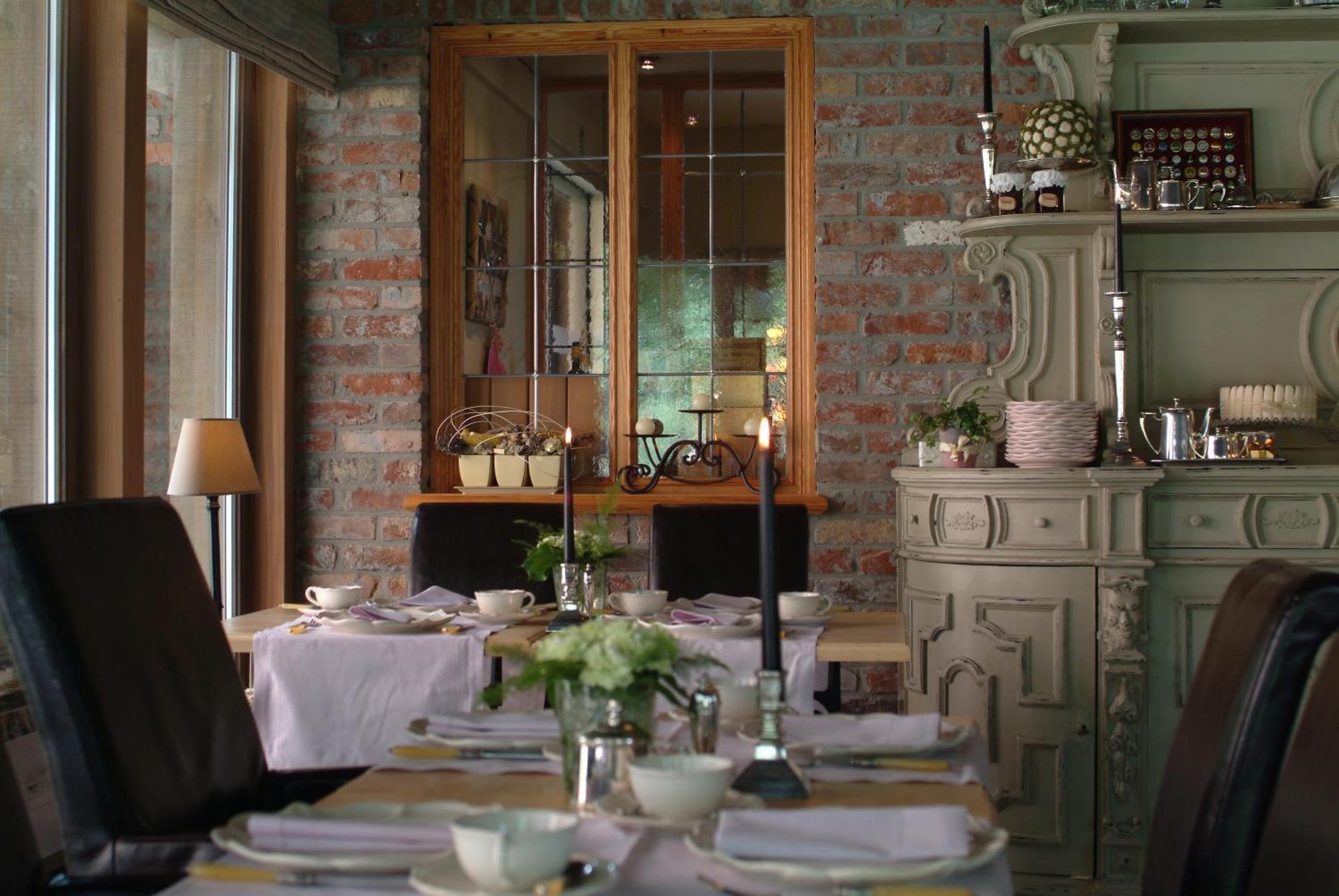 Charmehotel Manoir Ogygia Поперинге Екстериор снимка