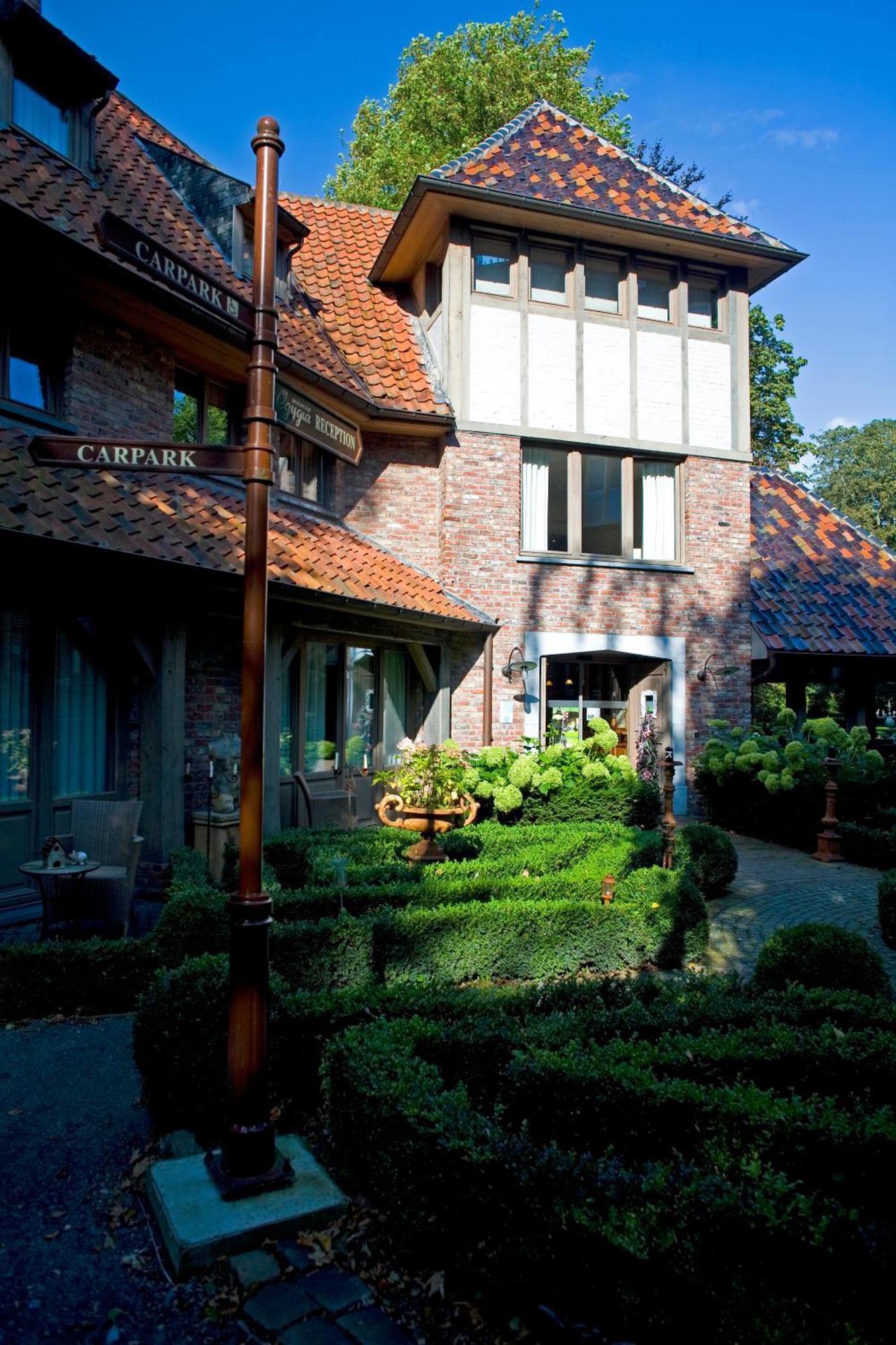 Charmehotel Manoir Ogygia Поперинге Екстериор снимка