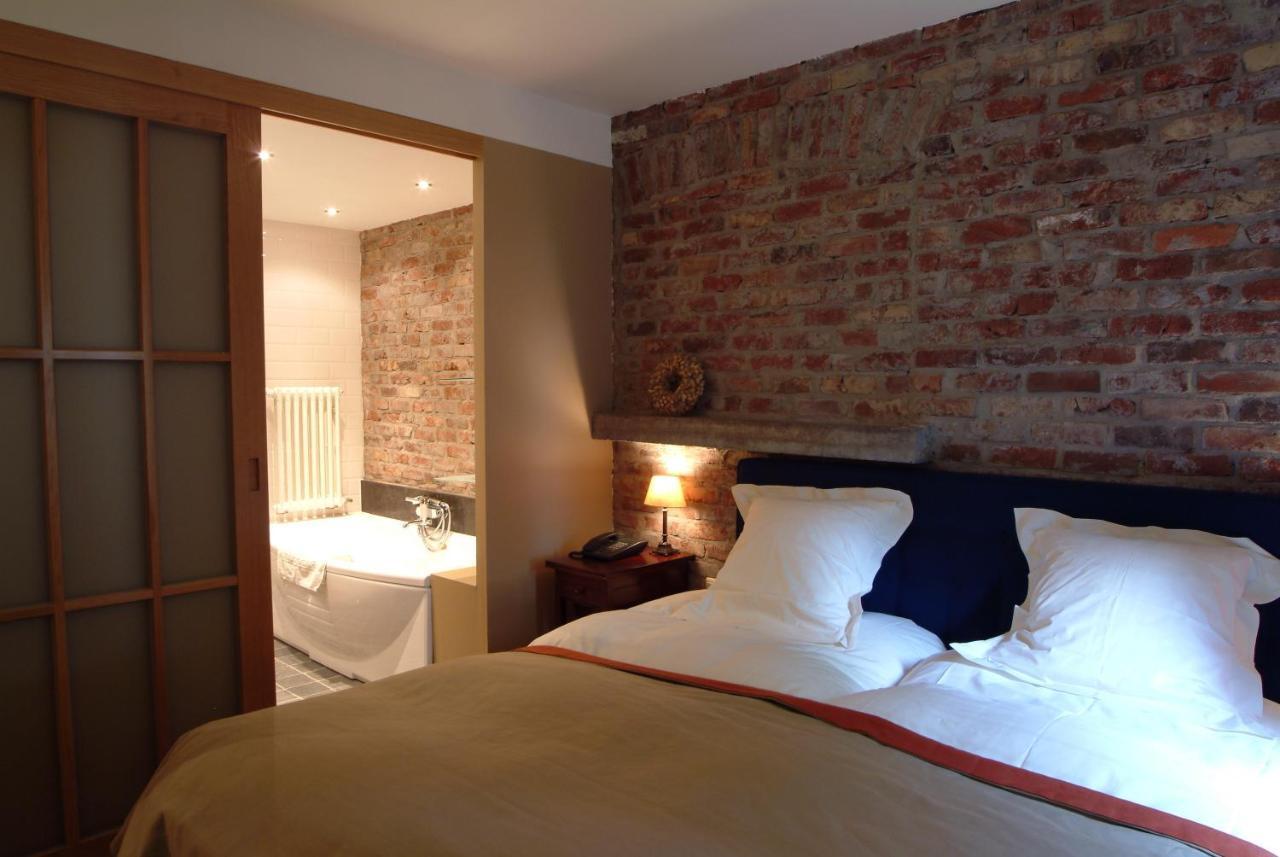 Charmehotel Manoir Ogygia Поперинге Стая снимка
